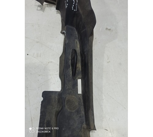 Пыльник крыла передний правый