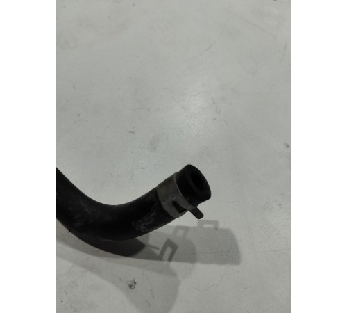 Патрубок системы охлаждения