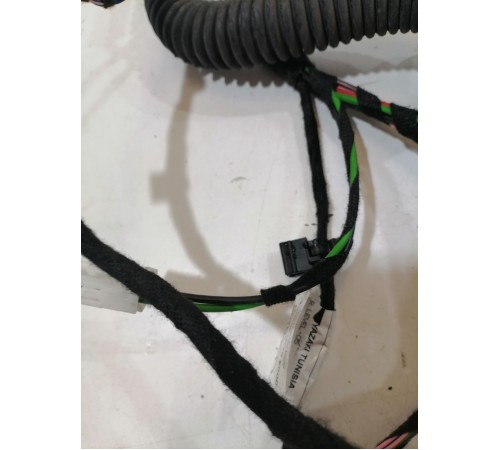 Электропроводка двери задняя левая