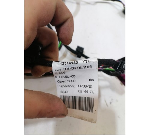 Электропроводка двери задняя левая