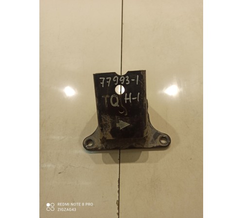 Крепление двигателя(крепеж)