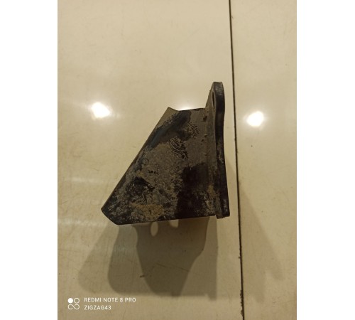 Крепление двигателя(крепеж)