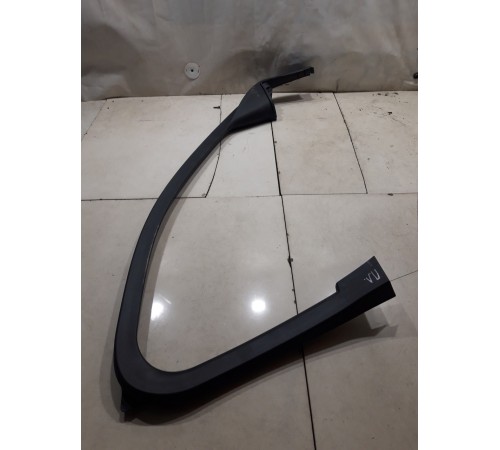 Накладка окна двери передняя левая