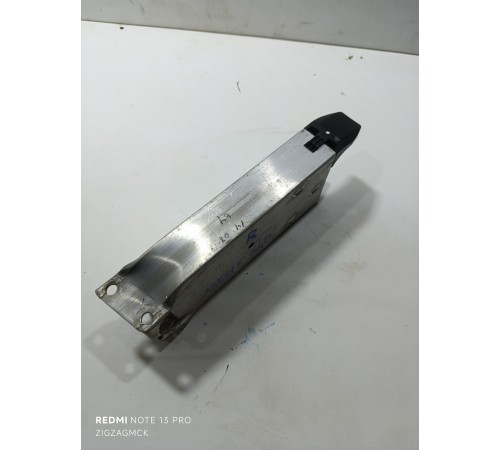 Кронштейн усилителя переднего бампера правый