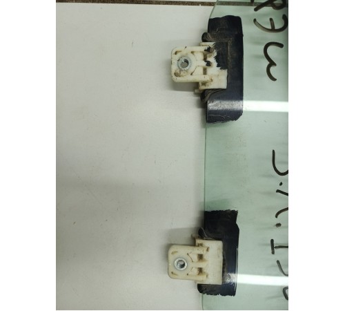 Стекло двери заднее левое