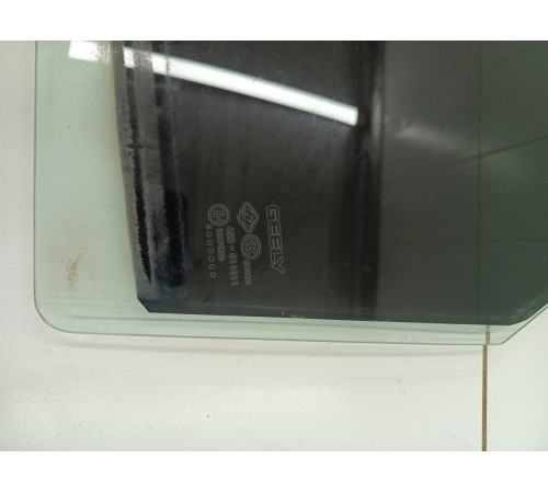 Стекло двери заднее левое