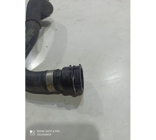 Патрубок системы охлаждения