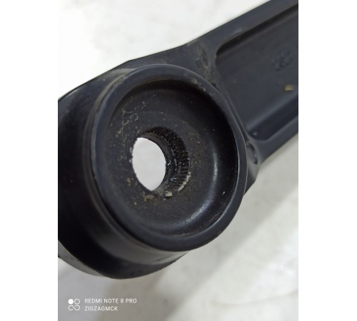 Поводок стеклоочистителя(левый)