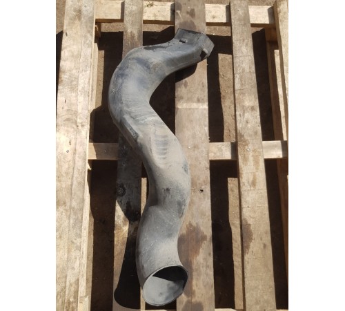 Патрубок воздушного фильтра