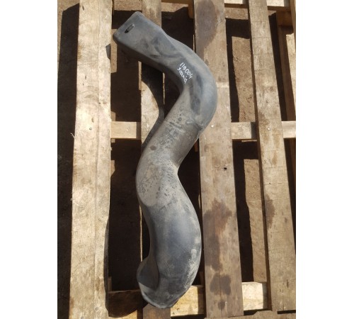 Патрубок воздушного фильтра