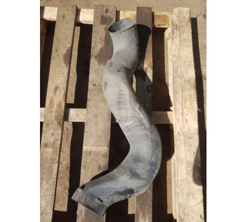 Патрубок воздушного фильтра