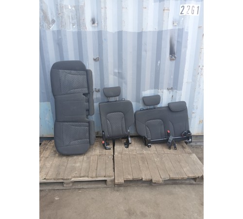 Задний ряд сидений