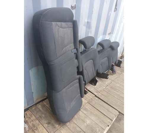 Задний ряд сидений