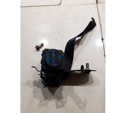 Ремень безопасности (задний левый)