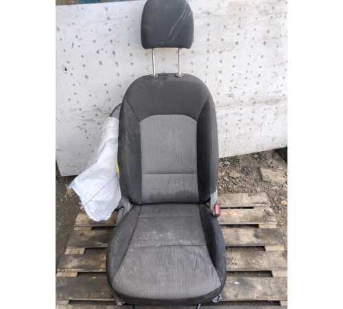 Сиденье переднее правое