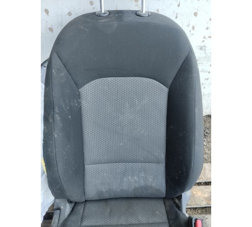 Сиденье переднее правое