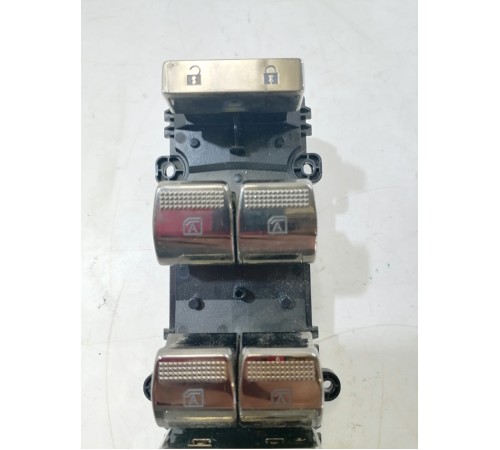 Блок управления стеклоподъемниками