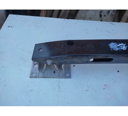 Усилитель заднего бампера