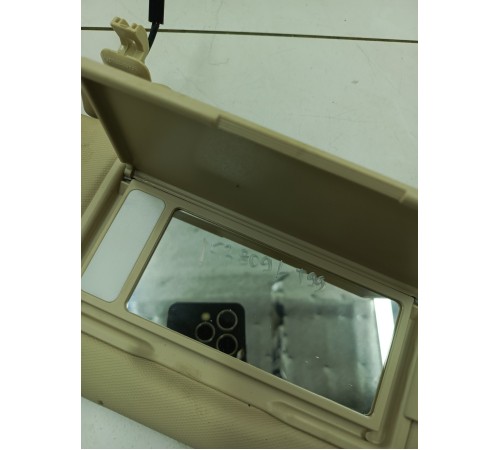 Козырек солнцезащитный левый