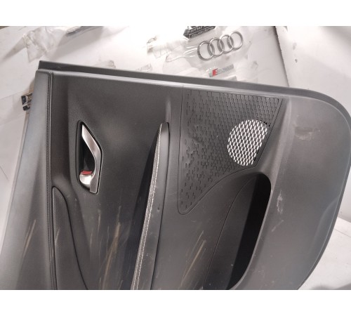 Обшивка двери задняя левая