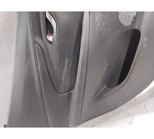 Обшивка двери задняя левая