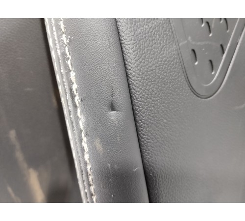 Обшивка двери задняя левая