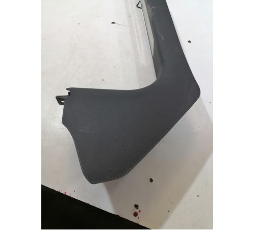 Накладка порога передняя правая