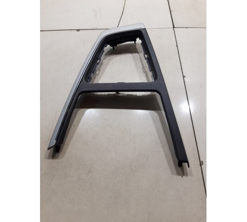 Накладка центральной консоли КПП