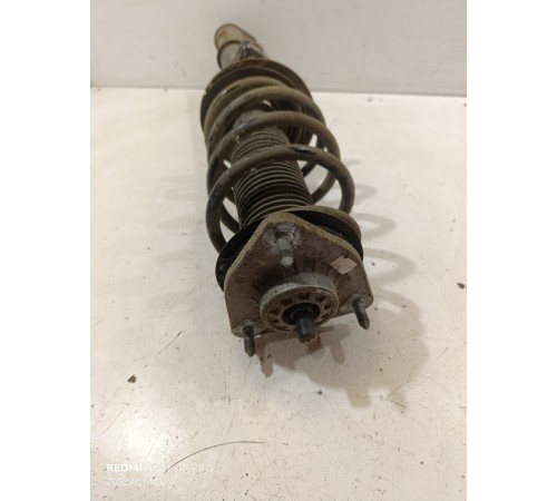 Амортизатор подвески передний левый в сборе