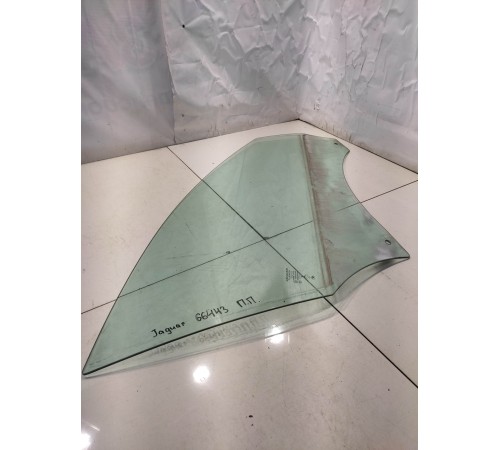 Стекло двери (переднее, правое)