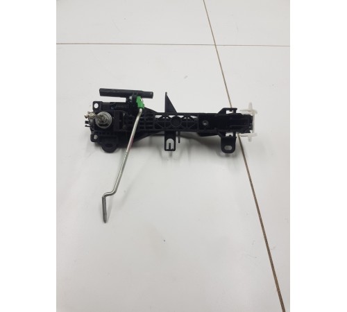 Ручка двери передняя левая внешняя