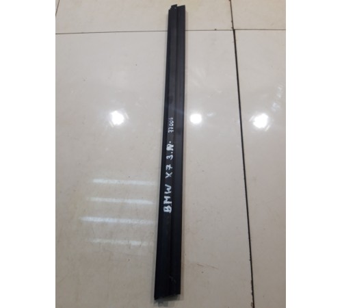 Уплотнитель стекла (задний, левый)