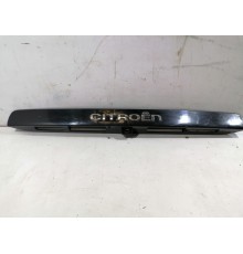 Накладка крышки багажника