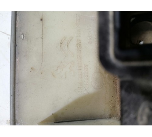 Накладка крышки багажника