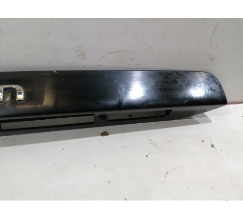 Накладка крышки багажника