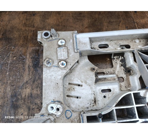 Балка передняя, подрамник