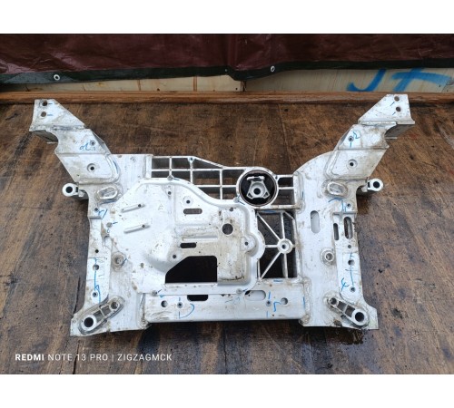 Балка передняя, подрамник