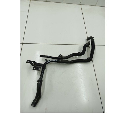 Патрубок системы охлаждения металический