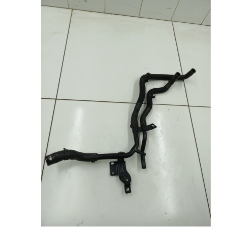 Патрубок системы охлаждения металический