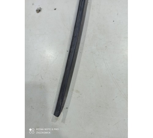 Молдинг лобового стекла(правый)