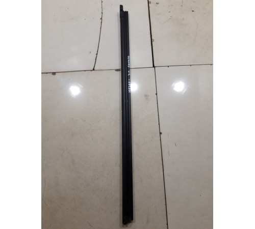 Уплотнитель стекла (задний левый внутренний)