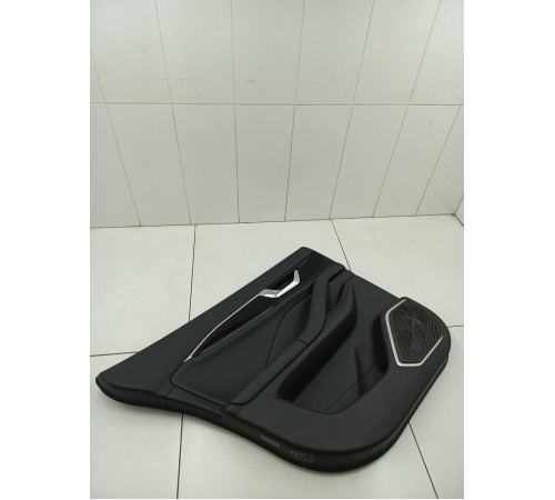 Обшивка двери задняя правая