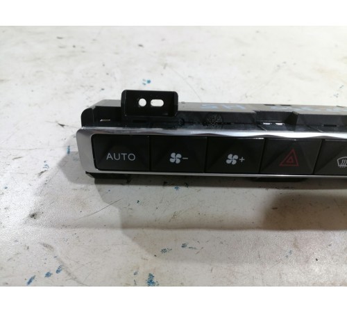 Блок управления климат контролем