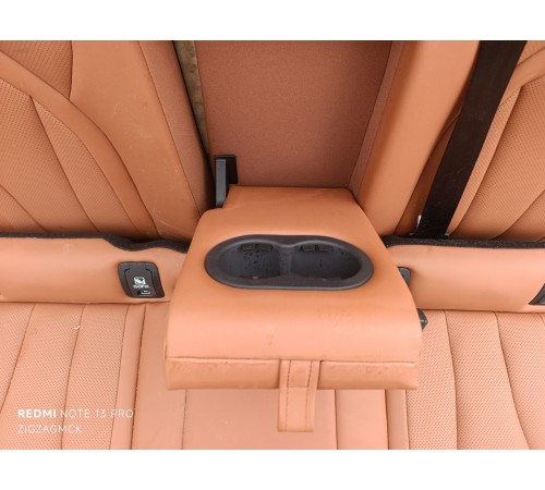 Сиденье задний ряд