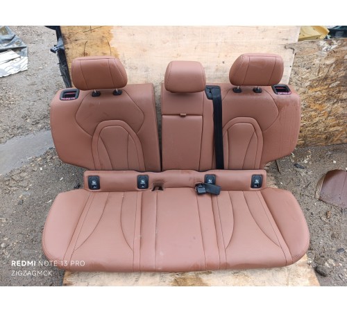 Сиденье задний ряд