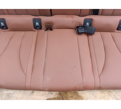 Сиденье задний ряд