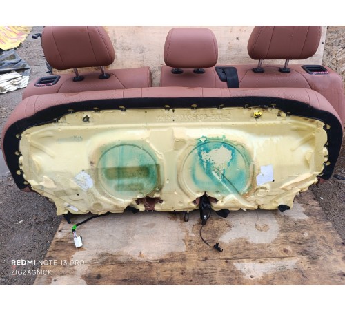 Сиденье задний ряд