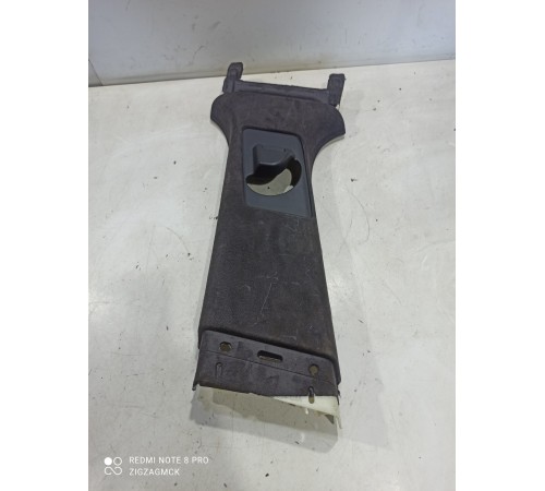 Обшивка центральной стойки(левая верхняя)