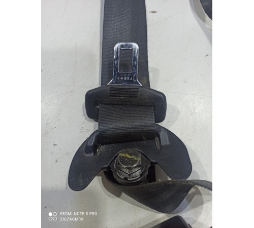 Ремень безопасности (передний левый)