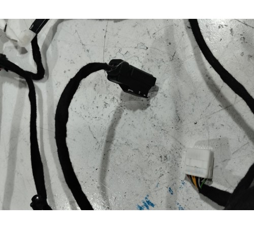 Электропроводка двери передняя левая